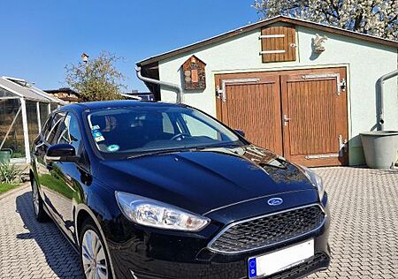 Ford Focus 1,5 TDCi 70kW Turnier VON PRIVAT / TÜV NEU