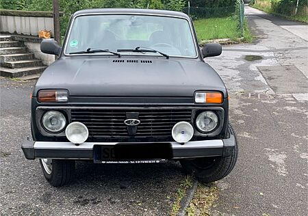 Lada Niva 1.7i 4x4 LPG -