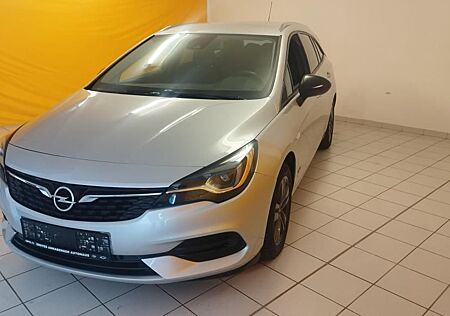 Opel Astra Sportstourer Automatik, LED Matrix, AHZV,S