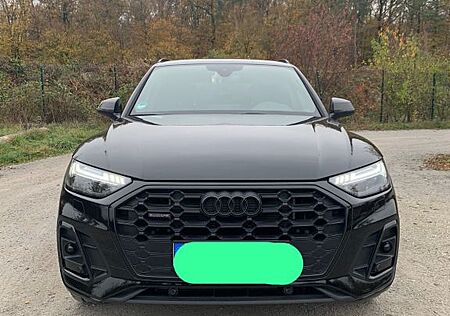 Audi Q5 50 TFSI e S tronic quattro -