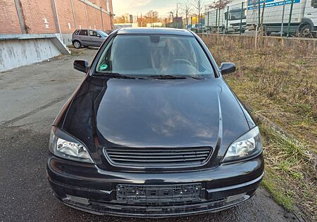 Opel Astra 1.6 Edition Bild