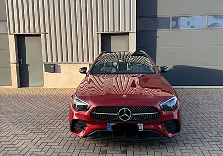 Mercedes-Benz E 300 e T Autom. -