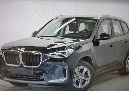 BMW X1 20 i sDrive, AHK, Leder, PDC, Sitzhz,Tempom.