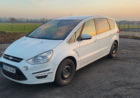 Ford S-Max 2.2 TDCi 200 PS Automatik | TÜV 09/2027