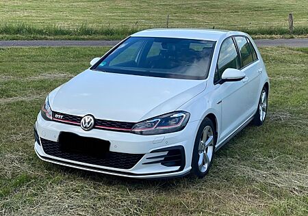 VW Golf Volkswagen 2.0 TSI GTI Performance