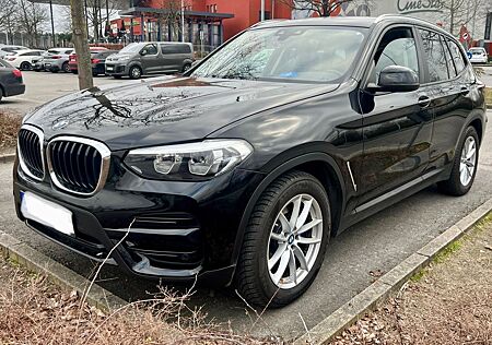 BMW X3 xDrive20i Aut LED Nav PDC DAB WLAN Live Cockp
