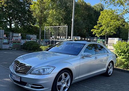 Mercedes-Benz S 350 -