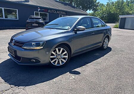 VW Jetta Volkswagen VI Highline