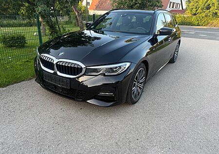 BMW 320 3 Touring d xDrive M Sport Paket