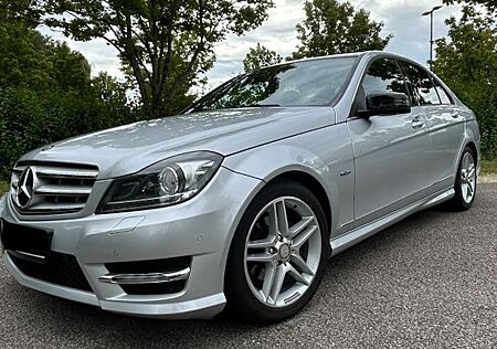 Mercedes-Benz C 180 AMG line