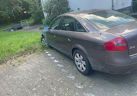 Audi A6 2.4 multitronic -
