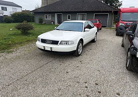 Audi A8 gebraucht kaufen Audi A8 2.8 V6 tiptronic kein Rost