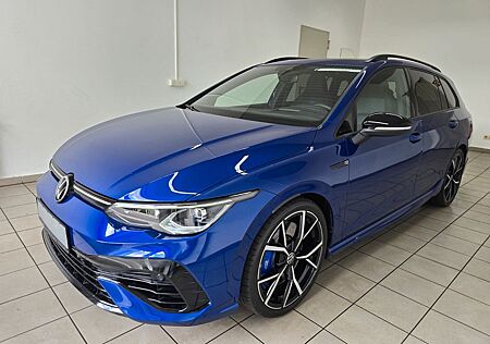 VW Golf Volkswagen VIII Var. R 4M Matrix HuD Pano AHK 270km/h