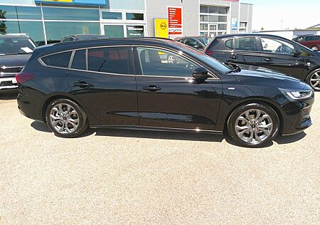 Ford Focus Turnier ST-Line X