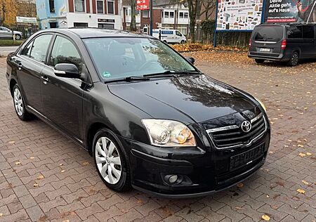Toyota Avensis 1.8 Sol Liftback