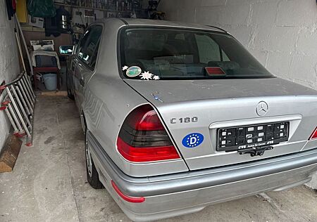 Mercedes-Benz C 180 MIT ERST 45TKM! 1 HAND!