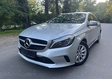 Mercedes-Benz A 180 Style LED Navi TÜV Neu