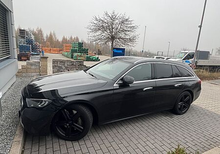 Mercedes-Benz E 300 de 4MATIC T Autom. -