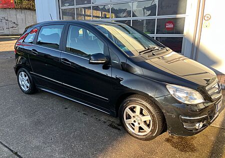 Mercedes-Benz B 180 BlueEFFICIENCY