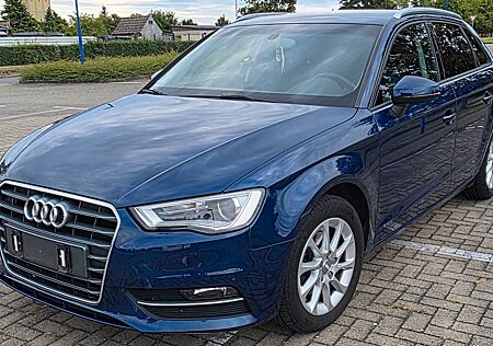 Audi A3 1.4 TFSI cod Attraction Sportback