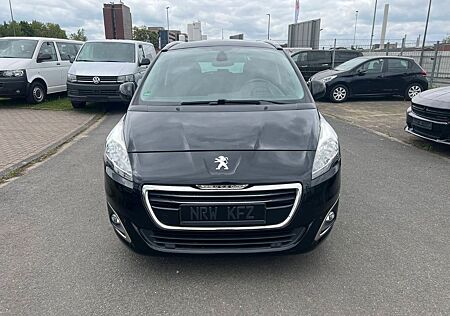 Peugeot 5008 Allure Panoramadach Kamera Hed-Up Navi