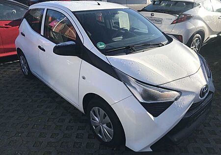 Toyota Aygo (X) Aygo 5-Türer x