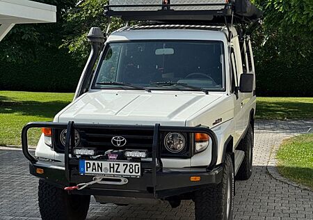 Toyota Landcruiser HZJ 78 Buschtaxi im Bestzustand, 2.H