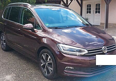VW Touran Volkswagen 2.0 TDI SCR DSG Highline Highline