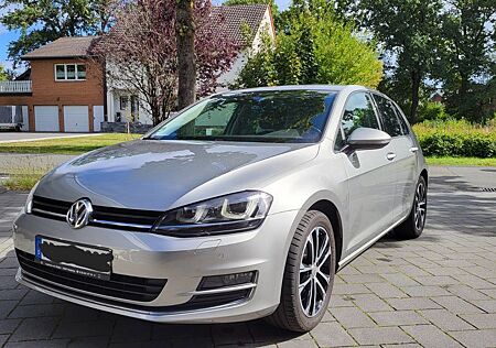 VW Golf Volkswagen 1.2 TSI Comfortline Allstar