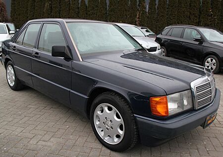 Mercedes-Benz 190 E 2,0 Schiebedach/Alu/Allwetterreifen/ZV
