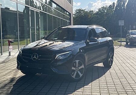Mercedes-Benz GLC 220 d 4Matic AMG-LINE/RFK/Totw.A/DISTRONIC/