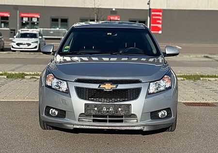 Chevrolet Cruze Hatchback LTZ - Diesel 2,0 + Klima .