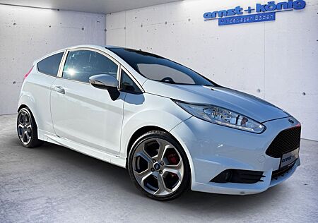 Ford Fiesta 1.6 EcoBoost mit Leder-Sport-Paket ST