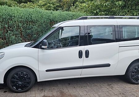 Fiat Doblo MAXI 1.6 16V Multijet 88kW LOUNGE Tüv7/27