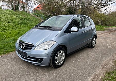 Mercedes-Benz A 160 A160 1-Hand Pano