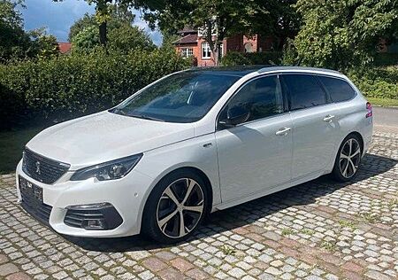 Peugeot 308 GT Vollausstattung Pearl Effect