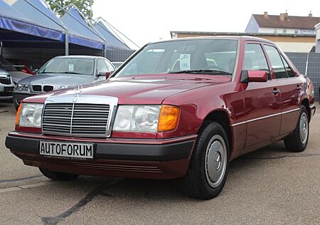 Mercedes-Benz E 200 Limousine H-Kennzichen