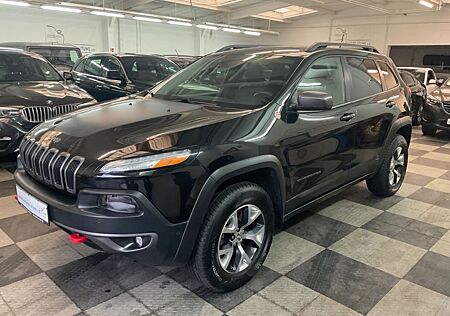 Jeep Cherokee Trailhawk 3,2 V6, 4WD Aut.2.Hd,AHK