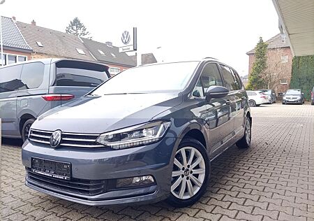 VW Touran Volkswagen Highline 7-Sitzer AHK,NAV,GJR,KAM,ACC