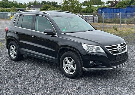 VW Tiguan Volkswagen Team 4Motion-Pano-Kamera-Navi-Xenon-