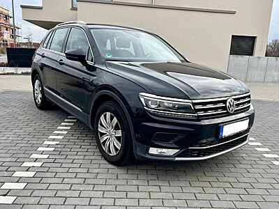 Volkswagen Tiguan 2.0 TDI DSG Highline/ IQ Light/ HeadUp/