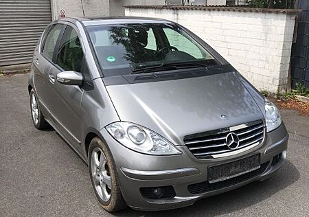 Mercedes-Benz A 180 CDI AVANTGARDE/Automatik/Klima/SHZ/P.Dach