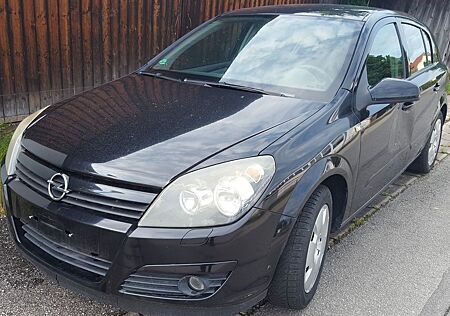 Opel Astra 1.6 Twinport 77kW -