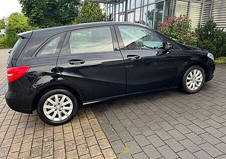 Mercedes-Benz B 180 CDI DCT -