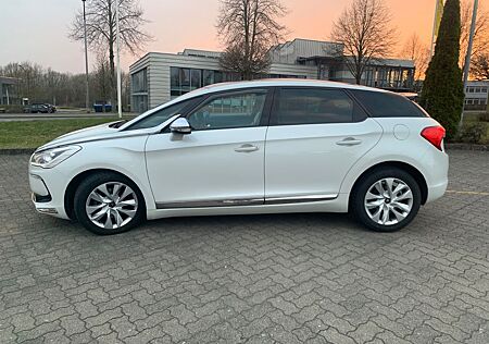 Citroën DS5 THP 155 SoChic Autom. SoChic Leder Standhzg