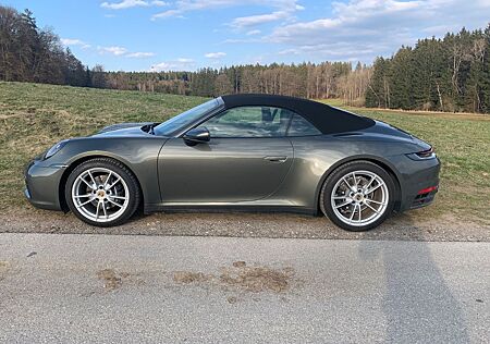 Porsche 992 Carrera Cabriolet Carrera