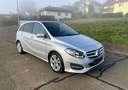Mercedes-Benz B 200 d STANDHZG/KAMERA/AHK/TWA/NAVI/PANORAMA