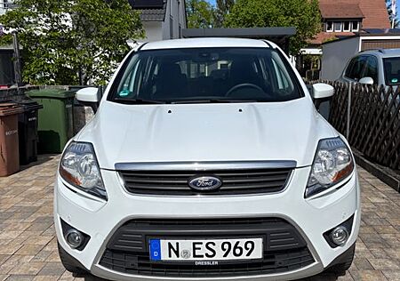 Ford Kuga 2,0 TDCi 2x4 103kW Titanium Titanium