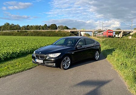 BMW 535i Gran Turismo - Voll: Night+Massage+Soft+TV