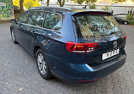VW Passat Volkswagen 1.6 TDI/Comfortline/DSG/Netto 10300